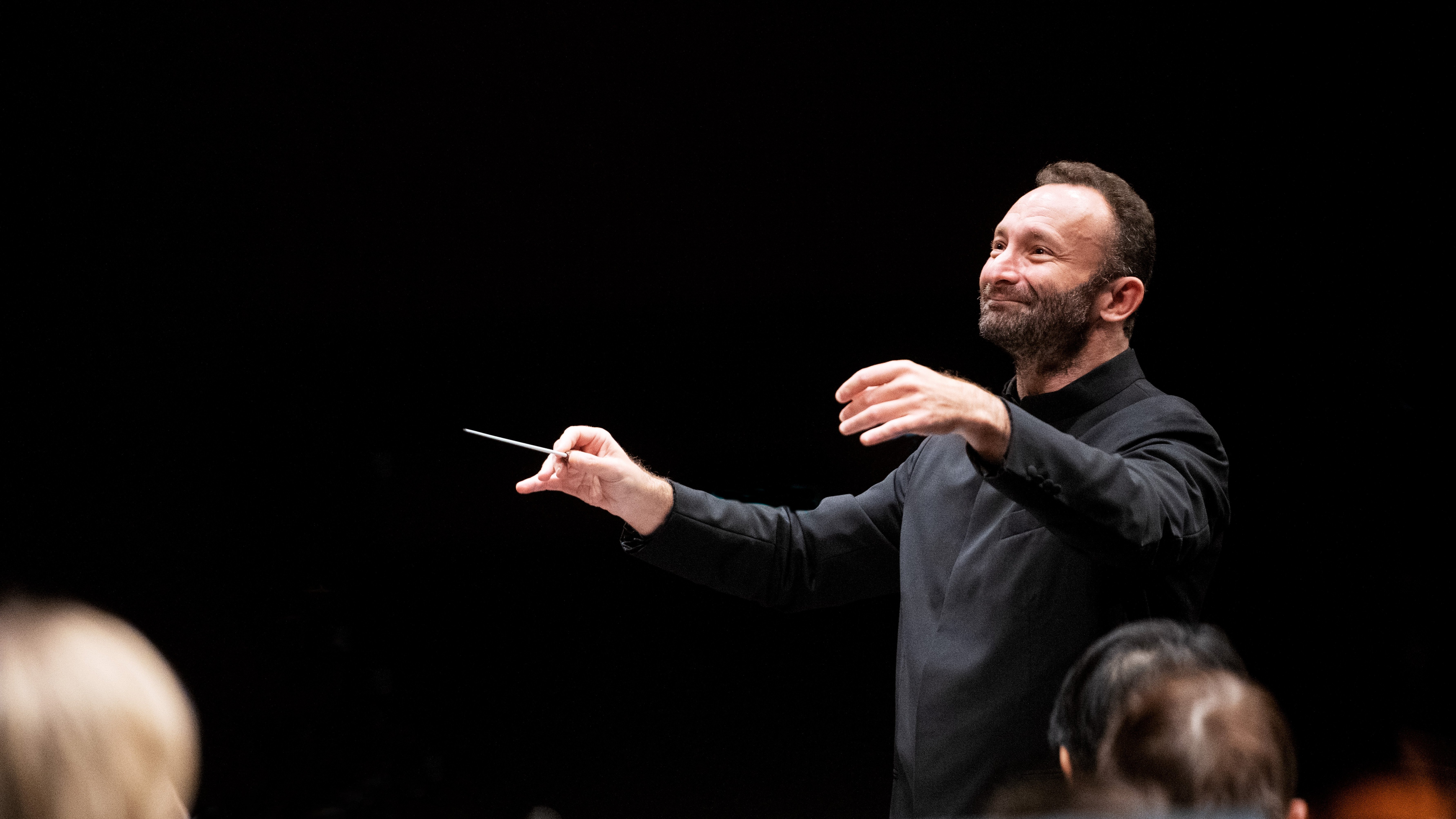 Kirill Petrenko dirigierend