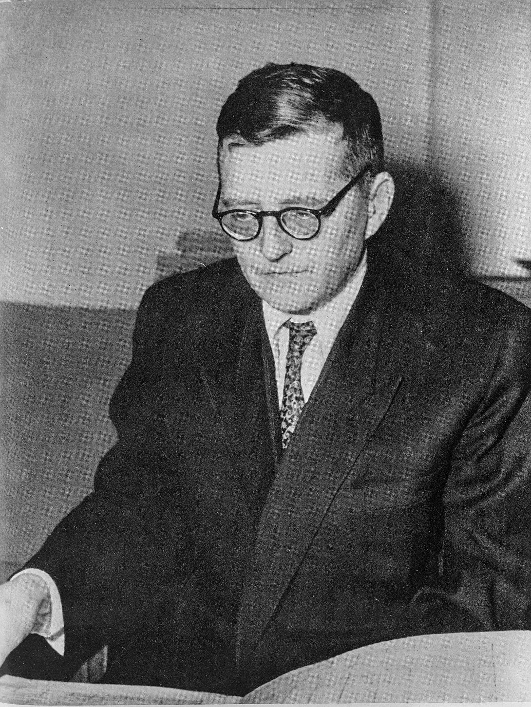 Photo of Dmitri Schostakowitsch.